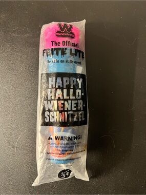 NEW Frite Lite Flashlight from Wienerschnitzel 2015 Ghost SEALED